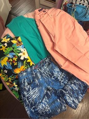 Bundle #18 - Women's Size 16 Pants/Shorts - Pics included